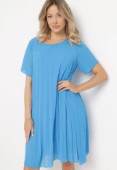 Niebieska Sukienka Plisowana z Lekko Luźnym Fasonie Forxia. Niebieskie sukienki damskie Born2be, na imprezę, na lato, s, bez wzorów, eleganckie, bez kołnierzyka, bez ramiączek, mini. W wyprzedaży za 71.99 zł.