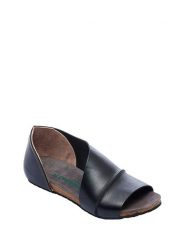 Comfortfusse Skórzane sandały w kolorze czarnym rozmiar: 40. Czarne sandały damskie Comfortfusse, bez wzorów, bez obcasa. Za 267.29 zł.