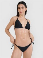 4F Góra od bikini damska - czarna XL. Czarne bikini damskie 4f, bez wzorów. W wyprzedaży za 39.99 zł.