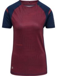 Damska koszulka Hummel hmlPRO. Czarne t-shirty damskie HUMMEL, l, bez wzorów, z jersey, bez kołnierzyka. Za 197.50 zł.