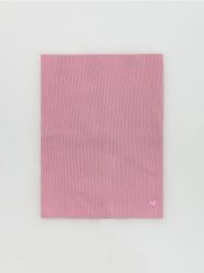 Bawełniany komin z aplikacją - różowy. Czerwone szaliki dziecięce Reserved, z bawełny, bez ramiączek. Za 35.99 zł.