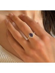 Les Petites Précieuses Srebrny pierścionek z kamieniami szlachetnymi rozmiar: 54. Szare pierścionki damskie Les Petites Précieuses, z cyrkonią, srebrne. Za 130.99 zł.