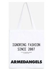 Armedangels Torba "Jutaar" w kolorze białym na zakupy rozmiar: onesize. Białe shopper bag damskie ARMEDANGELS, bez wzorów, z bawełny, na ramię, bez dodatków. Za 37.03 zł.