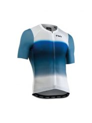 Koszulka rowerowa NORTHWAVE Blade Air Jersey S/s biało niebieski. Białe t-shirty sportowe męskie Northwave, na lato, m, z jersey, bez ramiączek, na fitness i siłownię. Za 350.00 zł.