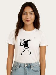 WOOOP Koszulka "Banksy Tennis" w kolorze białym rozmiar: M. Białe bluzki damskie Wooop, m, bez wzorów, z bawełny, bez kołnierzyka, bez ramiączek. Za 56.99 zł.
