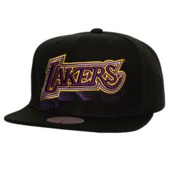Czapka typu snapback Mitchell & Ness Big Face 7.0 Los Angeles Lakers. Czarne czapki męskie Mitchell & Ness, bez wzorów. Za 202.00 zł.