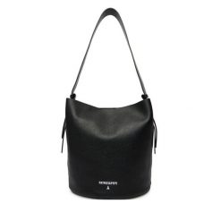 Torebka Patrizia Pepe. Czarne torebki klasyczne damskie Patrizia Pepe, bez wzorów, bez dodatków. Za 1,289.99 zł.