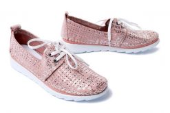 ARTIKER RELAKS 50C0988 pink, półbuty letnie damskie. Czerwone półbuty damskie Artiker Relaks, bez wzorów, ze skóry, bez obcasa. Za 199.90 zł.