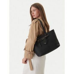 Torebka MICHAEL Michael Kors. Czarne torebki klasyczne damskie MICHAEL Michael Kors, bez wzorów, bez dodatków. Za 1,159.00 zł.