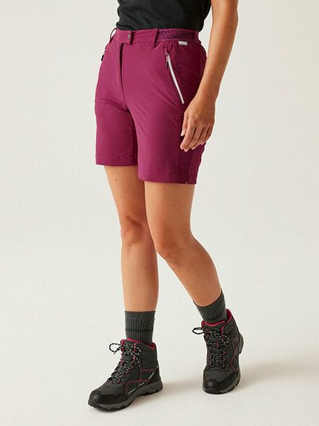 Regatta Szorty funkcyjne "Mountain II" w kolorze czerwonym rozmiar: 42. Czerwone spodenki sportowe damskie Regatta, z materiału, outdoorowe. Za 95.92 zł.