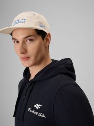 4F Czapka z daszkiem strapback męska - beżowa S/M (58cm). Brązowe czapki męskie 4f, bez wzorów, z bawełny. Za 69.99 zł.