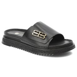 Czarne Klapki Armodo Modne Wsuwane Obuwie Damskie. Czarne klapki damskie Armodo, bez wzorów, z materiału, bez obcasa, na płaskiej podeszwie. Za 229.00 zł.