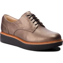 Oxfordy CLARKS - Teadale Rhela 261296114 Pewter Leather. Żółte półbuty damskie Clarks, bez wzorów, ze skóry, bez obcasa, na płaskiej podeszwie. W wyprzedaży za 259.00 zł.