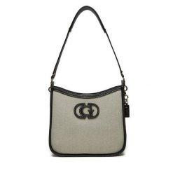Torebka Guess. Brązowe listonoszki damskie Guess, z aplikacjami, bez dodatków. Za 379.99 zł.