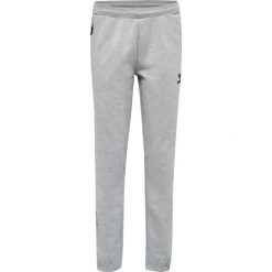 Damskie spodnie dresowe bawełniane Hummel Move Grid. Szare spodnie sportowe damskie HUMMEL, z bawełny, na fitness i siłownię. Za 123.50 zł.