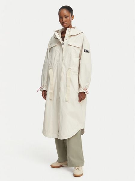 Guess Parka W6GL02 W1402 Kremowy Regular Fit. Białe parki damskie Guess, l, z aplikacjami, z syntetyku. Za 1,079.00 zł.