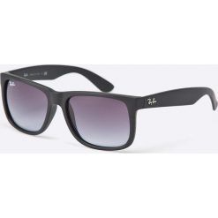 Ray-Ban - Okulary Justin. Czarne okulary przeciwsłoneczne męskie Ray-Ban, z materiału, prostokątne. W wyprzedaży za 429.90 zł.