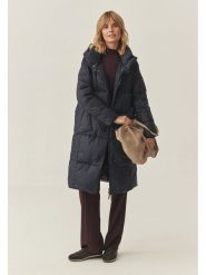 TATUUM Płaszcz zimowy w kolorze granatowym rozmiar: 42. Niebieskie płaszcze damskie Tatuum, na zimę, bez wzorów, z puchu. Za 457.95 zł.