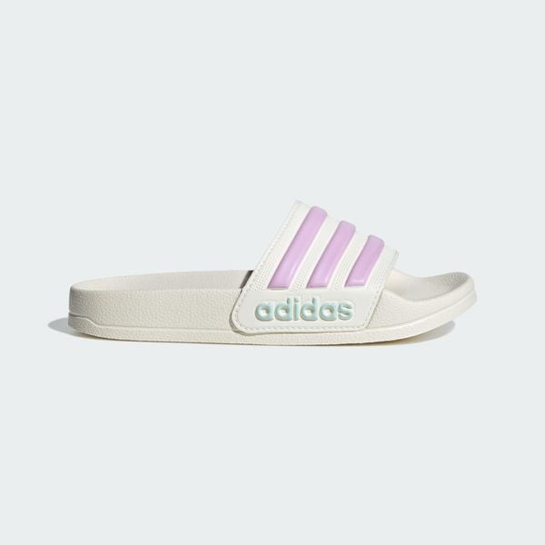 Klapki Adilette Shower. Białe klapki damskie Adidas, bez wzorów, bez obcasa. Za 109.00 zł.