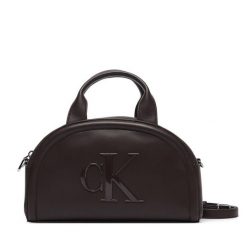Torebka Calvin Klein. Czerwone torebki klasyczne damskie CALVIN KLEIN, bez wzorów, bez dodatków. Za 409.99 zł.