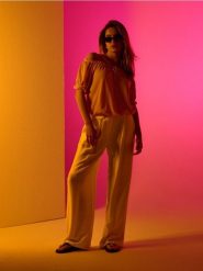 Wiskozowe spodnie wide leg - żółty. Żółte spodnie materiałowe damskie Sinsay, bez wzorów, z wiskozy. Za 35.99 zł.