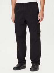 Calvin Klein Jeans Spodnie materiałowe LV040EM616 Czarny Straight Fit. Czarne spodnie materiałowe męskie Calvin Klein Jeans, bez wzorów, z bawełny. Za 309.99 zł.