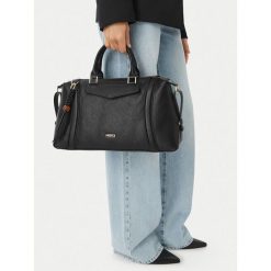 Torebka MEXX. Czarne torebki klasyczne damskie Mexx, bez wzorów, bez dodatków. Za 249.99 zł.