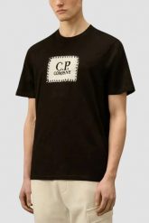 C.P. COMPANY Czarny męski t-shirt. Czarne t-shirty męskie C.P. Company, l, bez wzorów, bez kołnierzyka. W wyprzedaży za 299.99 zł.
