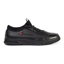 Czarne sportowe buty ocieplane. Czarne buty sportowe na co dzień męskie ze skóry ekologicznej, bez zapięcia. Za 212.22 zł.