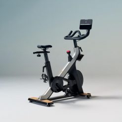 Rower stacjonarny Domyos Training Bike 900. Szorty sportowe męskie DOMYOS, l, na fitness i siłownię. Za 2,999.00 zł.