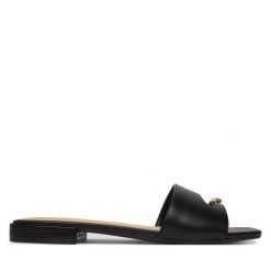 Japonki Guess. Czarne klapki damskie Guess, z aplikacjami, bez obcasa. Za 499.99 zł.