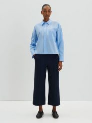 Someday Bluzka "Zolivia" w kolorze błękitnym rozmiar: 38. Niebieskie bluzki damskie Someday, bez wzorów, z bawełny, bez kołnierzyka, bez ramiączek. Za 143.99 zł.