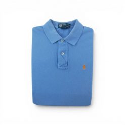 Koszulka polo męska z krótkim rękawem Classic Fit. Niebieskie koszulki polo męskie Ralph Lauren, m, bez wzorów, z materiału, bez ramiączek. Za 106.46 zł.