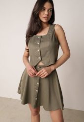 Zielony Elegancki Komplet Kamizelka i Rozkloszowana Spódnica z Guzikami Merireida. Zielone kamizelki damskie Born2be, l. Za 159.99 zł.