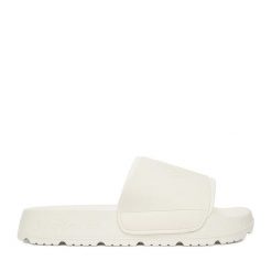 Klapki Juicy Couture. Klapki damskie Juicy Couture, bez wzorów, bez obcasa. Za 99.99 zł.
