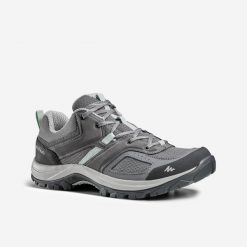 Buty turystyczne damskie Quechua MH100 niskie. Szare obuwie trekkingowe damskie QUECHUA. Za 179.99 zł.