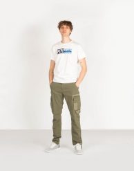 Pepe Jeans T-shirt "Gelu" | PM507757 | Gelu | Mężczyzna | Biały. Białe t-shirty męskie Pepe Jeans, m, bez wzorów, z bawełny, bez kołnierzyka. W wyprzedaży za 99.00 zł.
