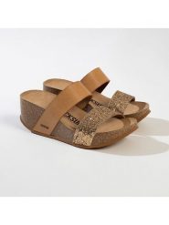 BACKSUN Klapki "Libreville" w kolorze złoto-jasnobrązowym na koturnie rozmiar: 41. Brązowe klapki damskie Backsun, bez wzorów, z materiału, bez obcasa, na koturnie. Za 130.99 zł.