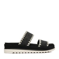 Klapki Remonte. Czarne klapki damskie Remonte, bez wzorów, bez obcasa. Za 349.99 zł.