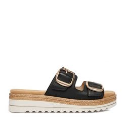 Klapki Remonte. Czarne klapki damskie Remonte, bez wzorów, bez obcasa. Za 369.99 zł.