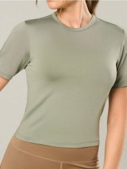 Koszulka Gym Hard - zielony. Zielone bluzki sportowe damskie Sinsay, l, bez wzorów, bez ramiączek. W wyprzedaży za 13.99 zł.