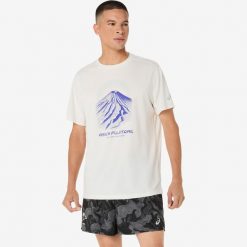 Koszulka do biegania w terenie męska ASICS Fujitrail. T-shirty sportowe męskie Asics, na wiosnę, m, z materiału, bez ramiączek, do biegania. Za 159.99 zł.
