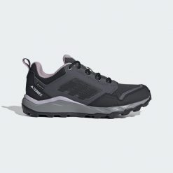 Buty Tracerocker 2.0 GORE-TEX Trail Running. Czarne obuwie do biegania damskie Adidas. Za 479.00 zł.