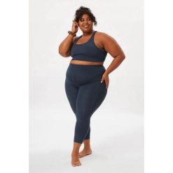 Damskie legginsy Girlfriend Collective Compressive High-Rise. Niebieskie legginsy damskie GIRLFRIEND COLLECTIVE, bez wzorów, na fitness i siłownię. Za 389.50 zł.