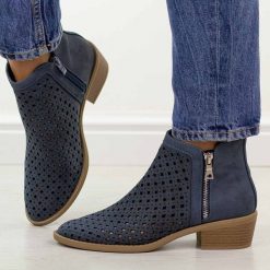 Niebieskie botki damskie na obcasie M.Daszyński 2353-17. Żółte botki damskie M.Daszyński, na jesień, z jeansu, eleganckie, bez obcasa, na obcasie, bez zapięcia. Za 199.00 zł.