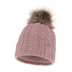 Czapka zimowa damska z pomponem Wrzosowa. Fioletowe czapki zimowe damskie Molly, z materiału. Za 55.90 zł.