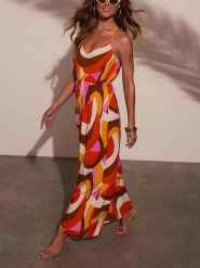 LA Angels Kombinezon ze wzorem rozmiar: M. Kombinezony damskie LA Angels, m, bez wzorów, z wiskozy, bez kołnierzyka, bez ramiączek. Za 162.11 zł.