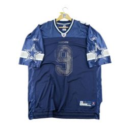 Second life - Reebok koszulka sportowa męska NFL Dallas Cowboys 9 - Stan dobry. Niebieskie t-shirty sportowe męskie Reebok, l, z materiału, bez ramiączek, do piłki nożnej. Za 105.12 zł.