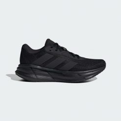 Buty Galaxy 7 Running. Czarne obuwie do biegania damskie Adidas. Za 239.00 zł.