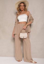 Jasnobrązowy Komplet z Tłoczonego Materiału Koszula Oversize i Spodnie Taccaria. Brązowe koszule damskie Renee, bez wzorów, z materiału, eleganckie. Za 149.99 zł.